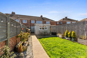 Photo 33- click for photo gallery